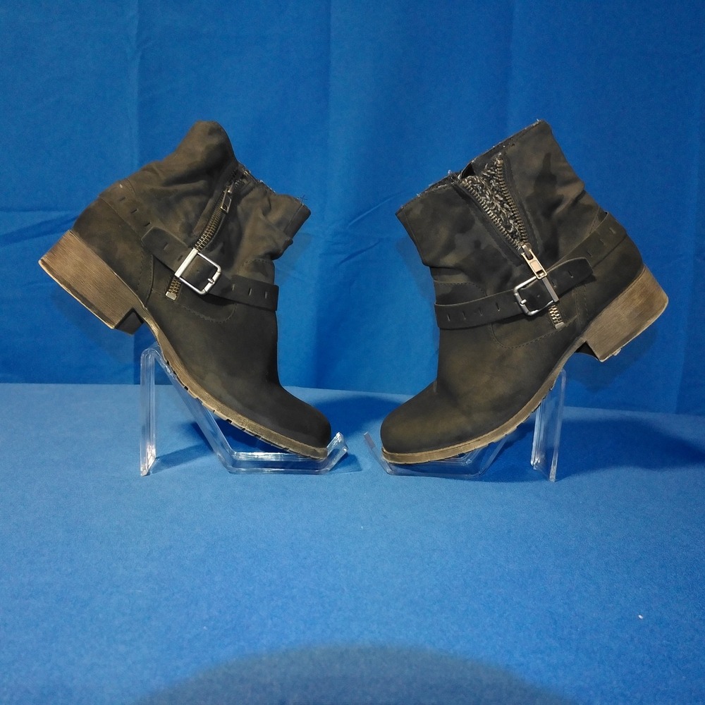 Jelly Pop Black Moto Ankle Boots Buckle Zipper Detail Size 7.5M 730977